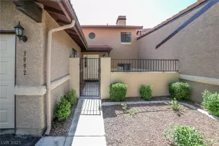 Photo #3: 2294077 Listing 