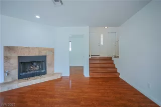 Photo #6: 2294077 Listing 