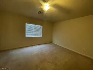 Photo #2: 2294098 Listing 