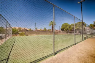 Photo #3: 2294099 Listing