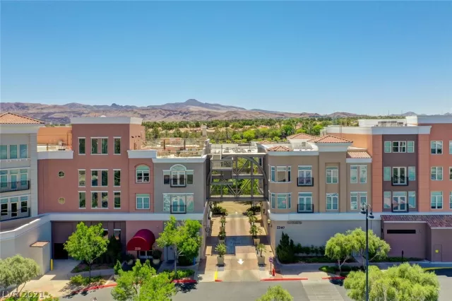 MLS: 2294132 Condo For Sale