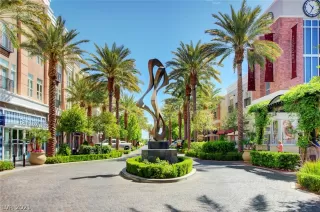 Photo #1: 2294132 Listing