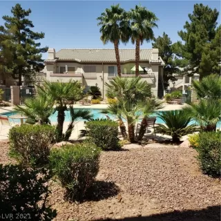 Photo #2: 2294166 Listing