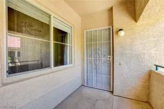 Photo #2: 2294170 Listing