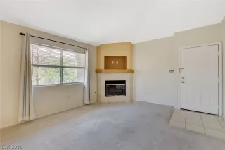 Photo #4: 2294170 Listing