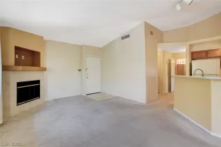 Photo #5: 2294170 Listing