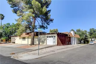 Photo #2: 2294177 Listing 