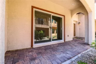 Photo #5: 2294216 Listing 