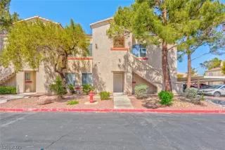 Photo #2: 2294221 Listing