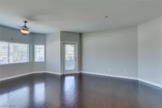 Photo #3: 2294235 Listing