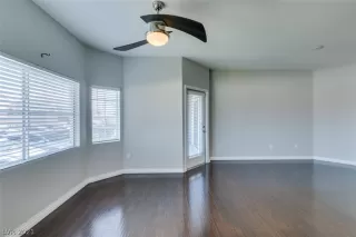 Photo #4: 2294235 Listing