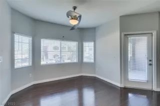 Photo #5: 2294235 Listing