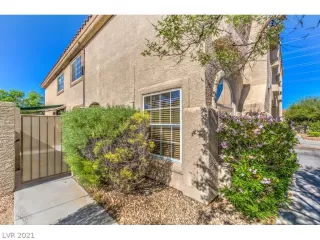 Photo #2: 2294248 Listing 