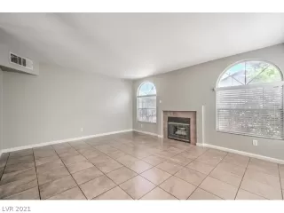 Photo #5: 2294248 Listing 