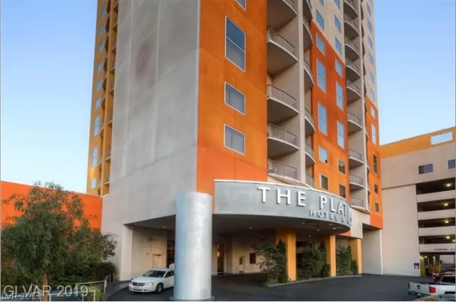 MLS: 2294288 Condo For Sale