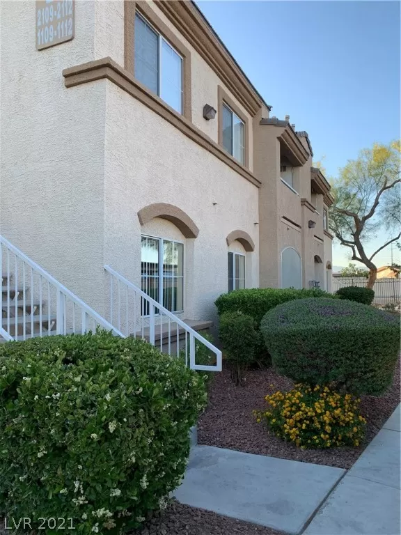 MLS: 2294301 Condo For Sale