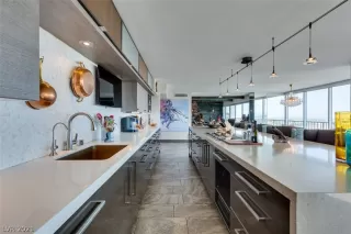 Photo #6: 2294314 Listing