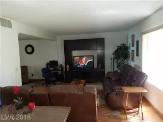 Photo #4: 2294352 Listing 