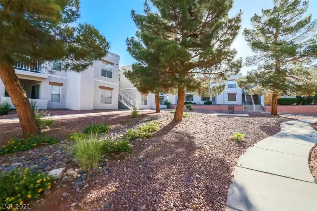 MLS: 2294395 Condo For Sale