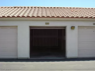 Photo #5: 2294415 Listing 