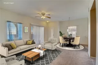 Photo #4: 2294429 Listing