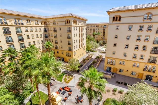 MLS: 2294431 Condo For Sale