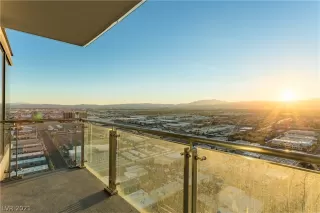 Photo #6: 2294442 Listing