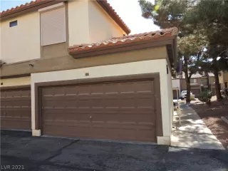 Photo #1: 2294454 Listing