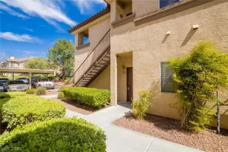 Photo #4: 2294465 Listing