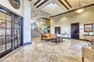 Photo #6: 2294469 Listing