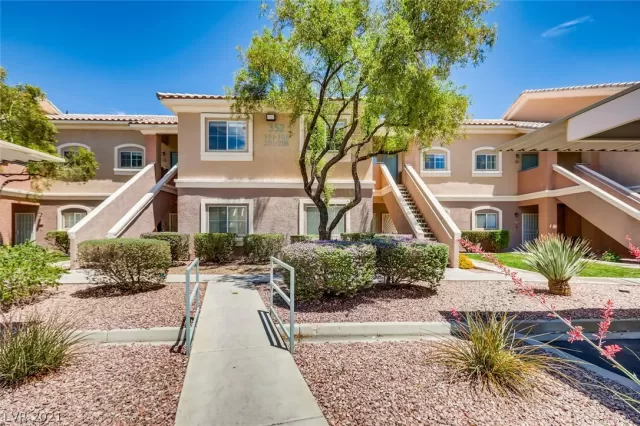 MLS: 2294477 Condo For Sale