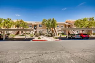 Photo #1: 2294477 Listing