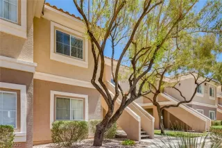 Photo #2: 2294480 Listing