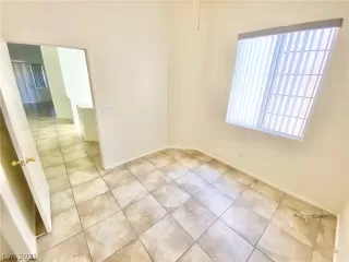 Photo #6: 2294496 Listing 