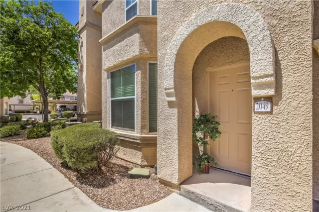 MLS: 2294530 Condo For Sale