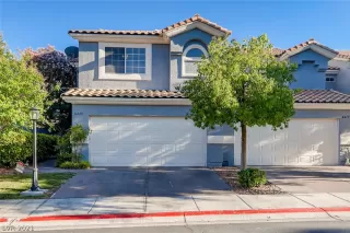 Photo #3: 2294536 Listing