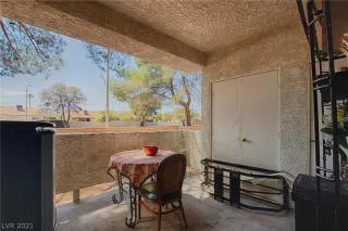 Photo #3: 2294555 Listing