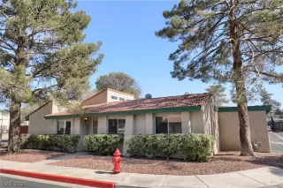 Photo #1: 2294557 Listing 