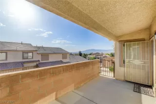 Photo #4: 2294641 Listing 