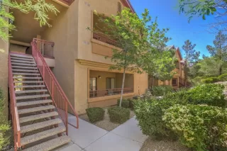 Photo #2: 2294662 Listing