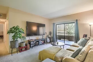 Photo #6: 2294662 Listing