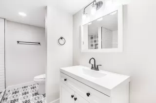 Photo #3: 2294671 Listing