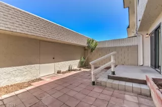 Photo #5: 2294671 Listing