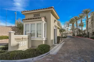 Photo #2: 2294673 Listing 