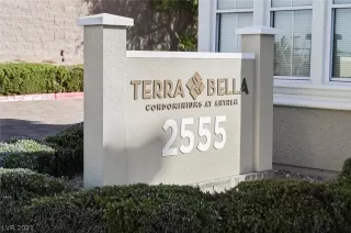 Photo #3: 2294673 Listing 