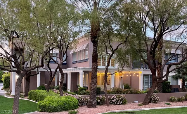 MLS: 2294674 Condo For Sale