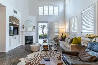 Photo #4: 2294674 Listing 