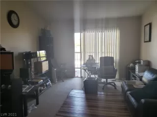 Photo #6: 2294693 Listing