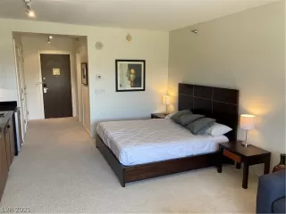 Photo #4: 2294735 Listing