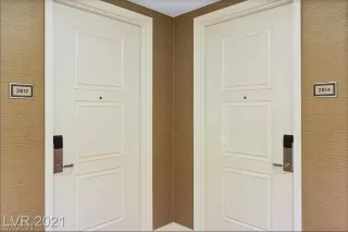 Photo #1: 2294746 Listing 